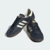 Giày adidas