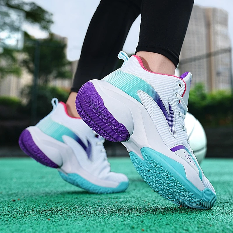 Giày thể thao Li-ning so sánh cùng phân khúc với cá thương hiệu khác